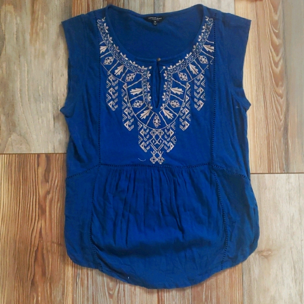 Lucky embroidered shirt